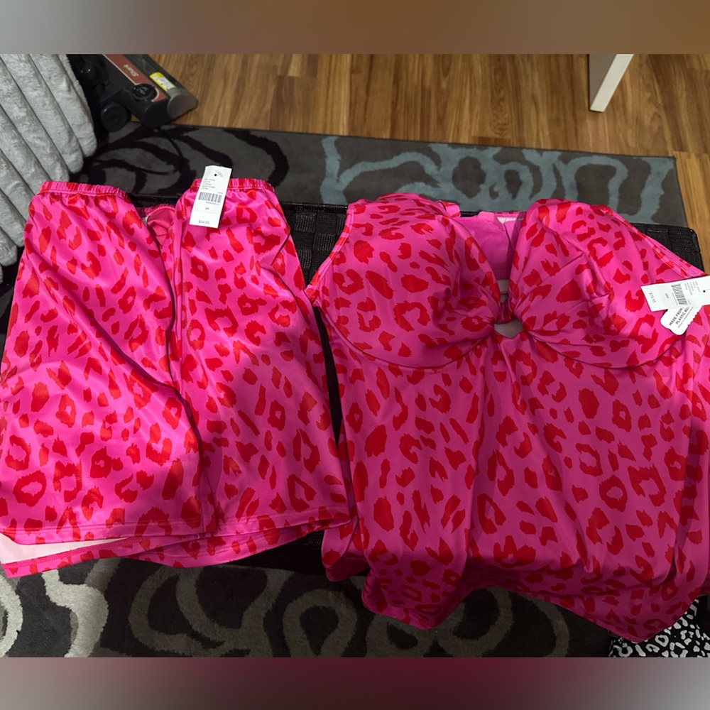 Lane Bryant Pink Leopard Print two piece Swimsuit - Picture 3 of 3